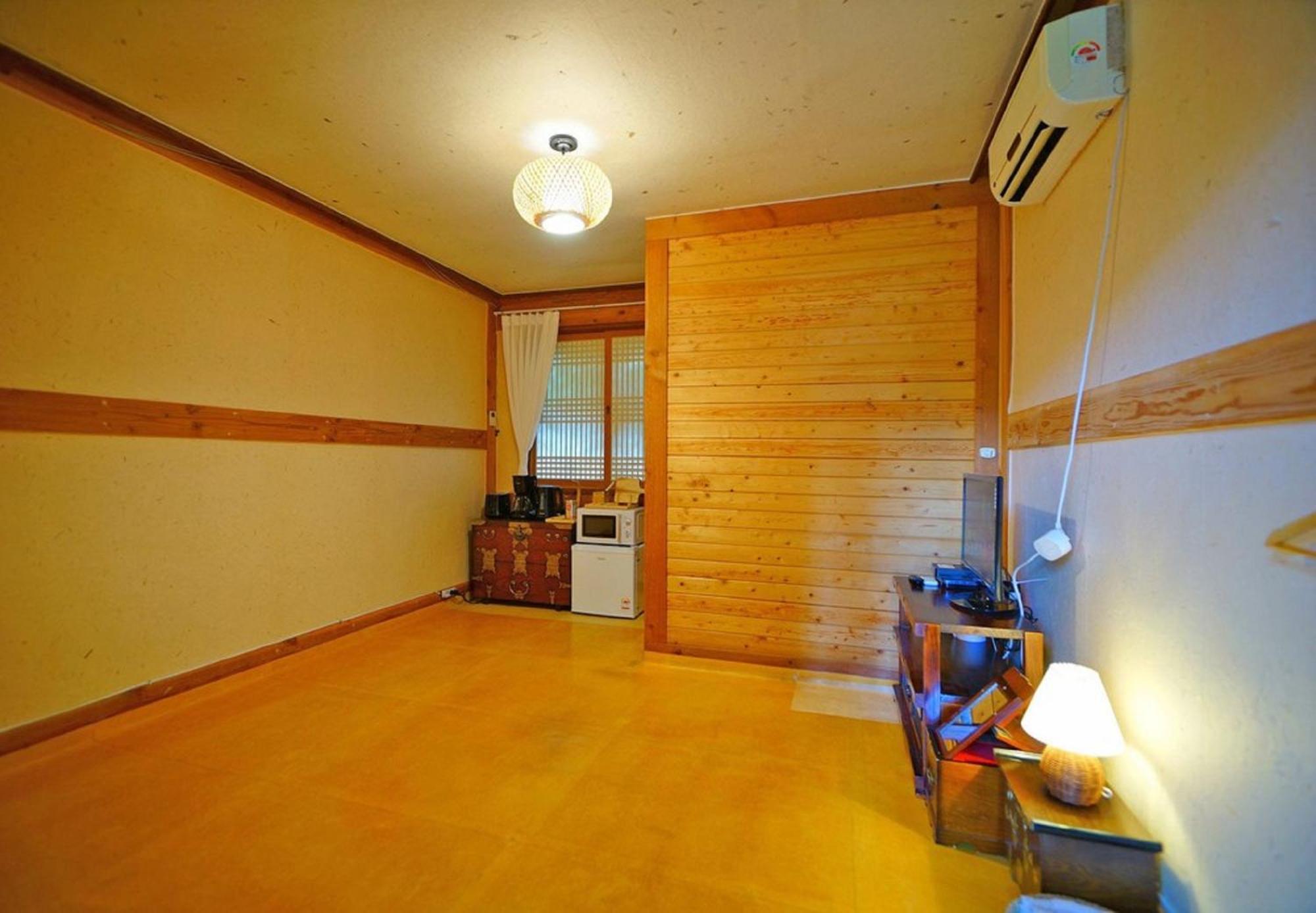 Hanok Gotaek Goeul Jeonju Exterior photo