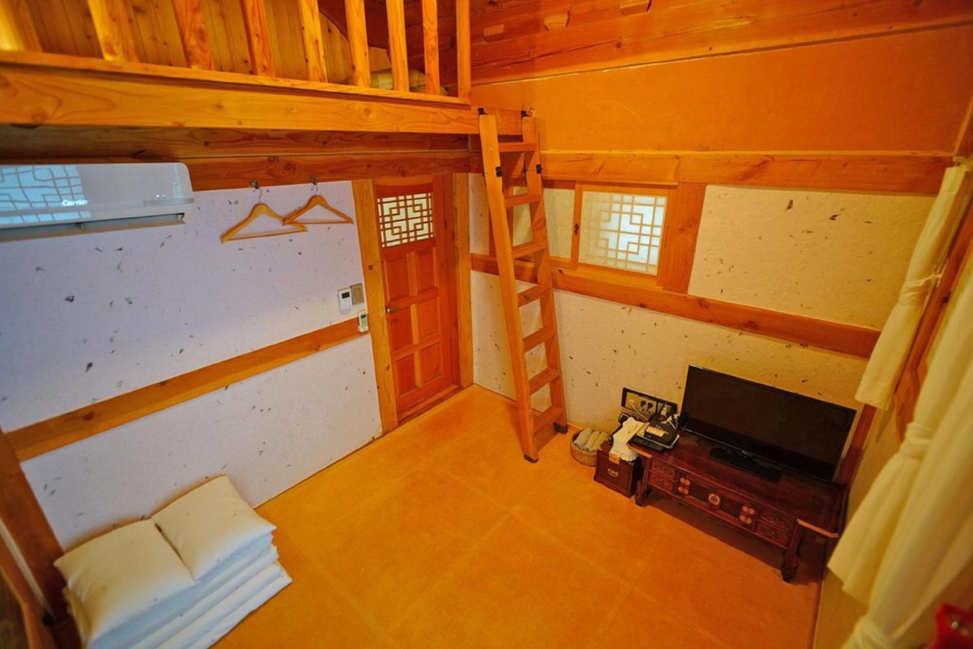 Hanok Gotaek Goeul Jeonju Exterior photo