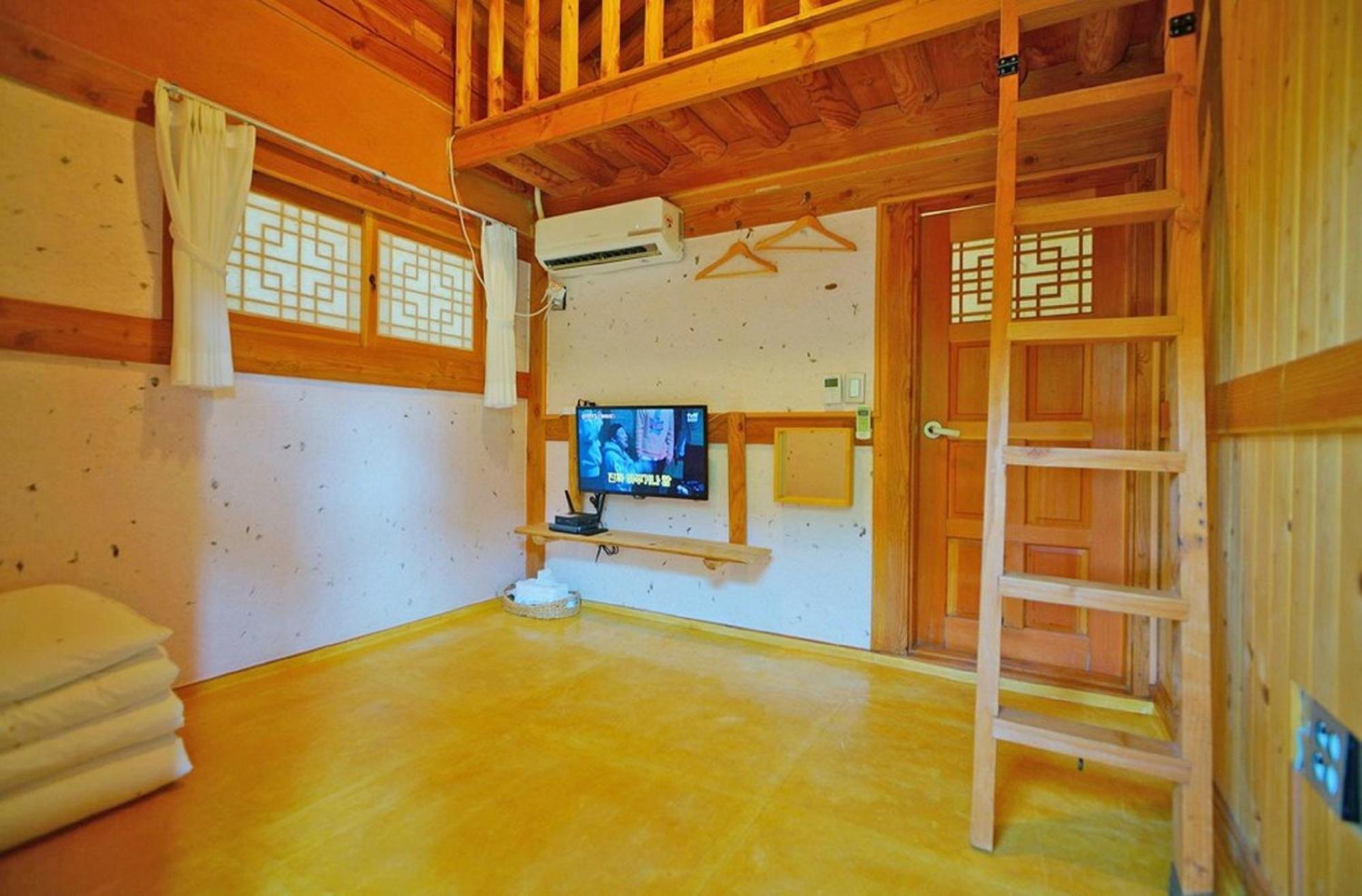 Hanok Gotaek Goeul Jeonju Exterior photo
