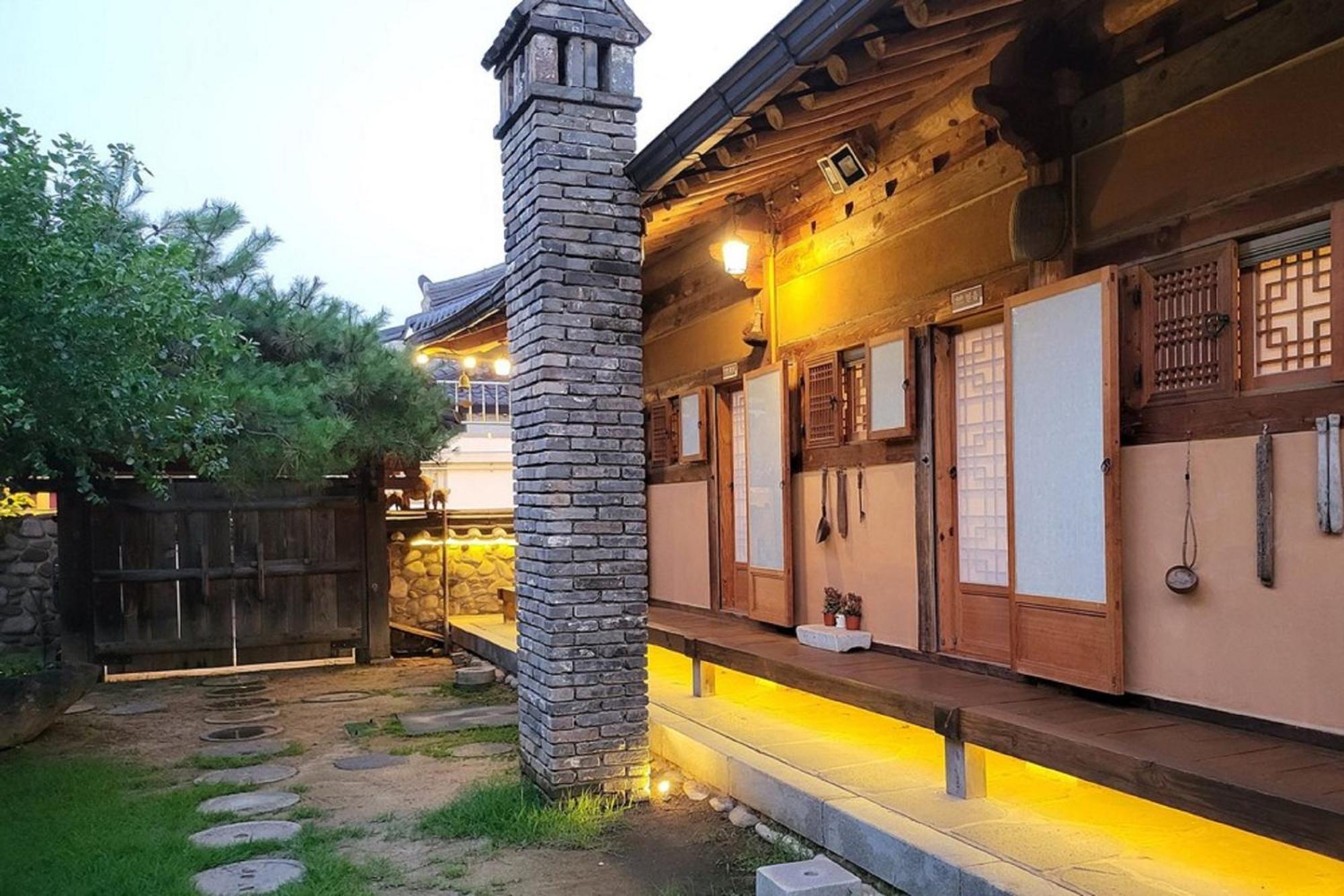 Hanok Gotaek Goeul Jeonju Exterior photo